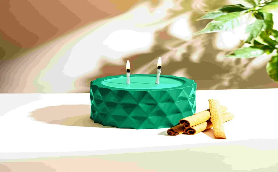 Saffron Tree Cozylights Cinnamon  Saffron Candle - 170Gm Saffron Tree